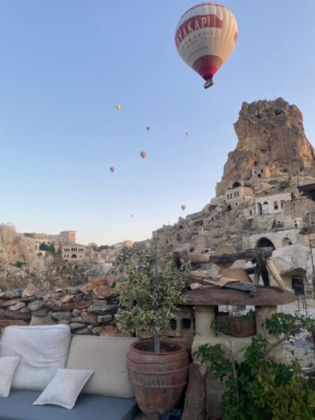 Potamia Cave Suites